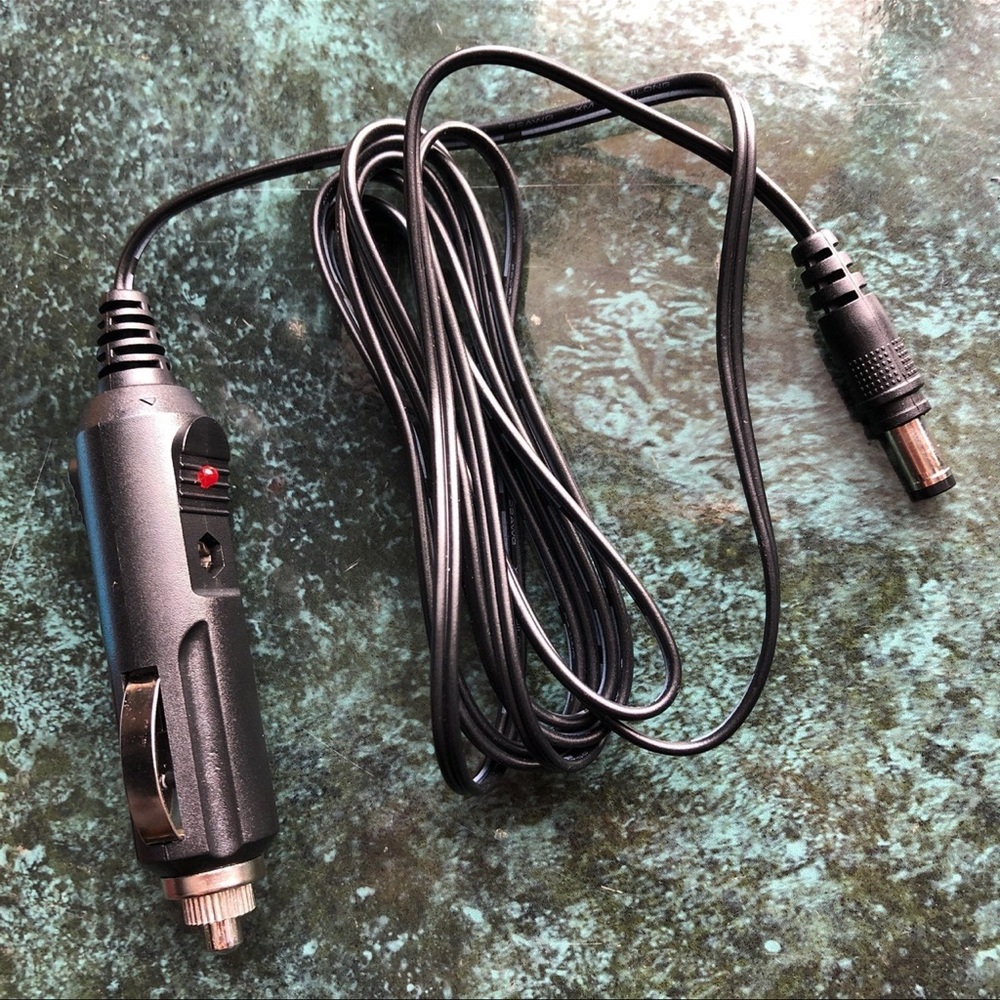 Black Car Charger STARLINK Adapter E220375 NEW STARLINK MINI